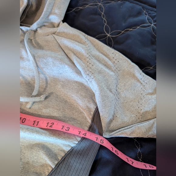 Gray Lightweight Pullover with Subtle Ribbing - Picture 11 of 17